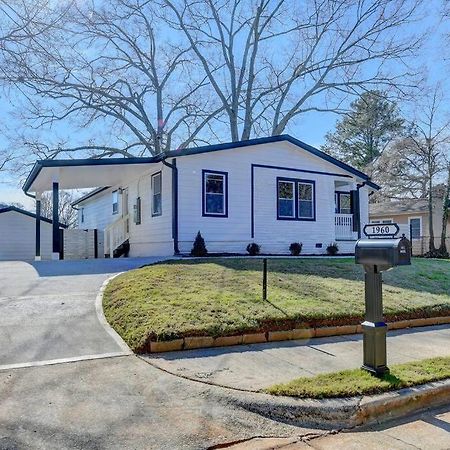 Modern Home At Colonial College Park Atlanta Esterno foto