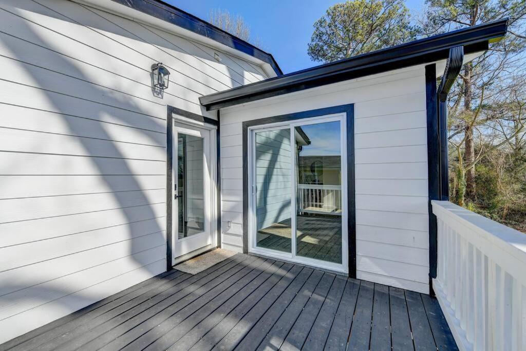 Modern Home At Colonial College Park Atlanta Esterno foto